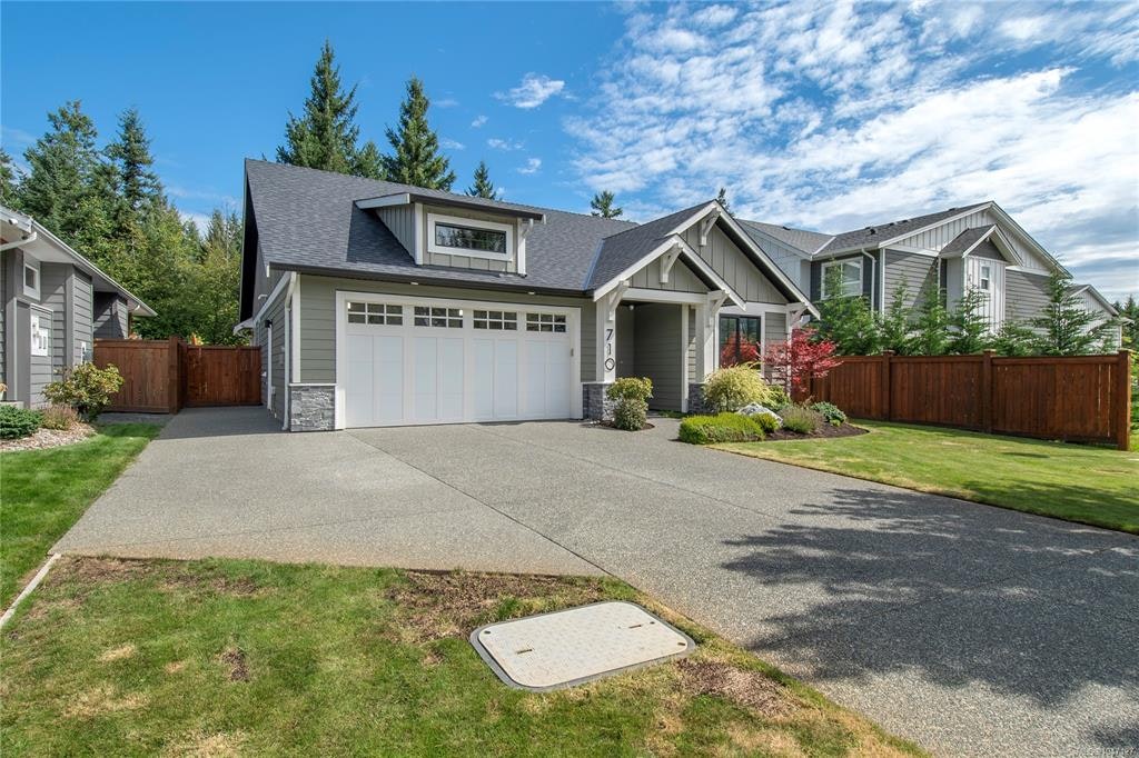 710 Salal Street - 3