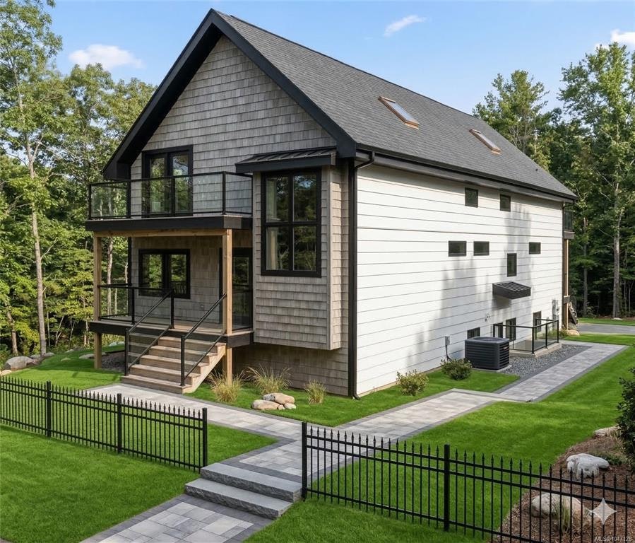 1130 May Street, Victoria, BC, V8V 2S5