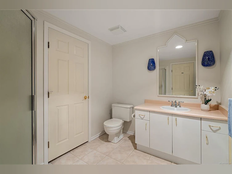 5-909 Admirals Road, Esquimalt, BC, V9A 2P1 - 23