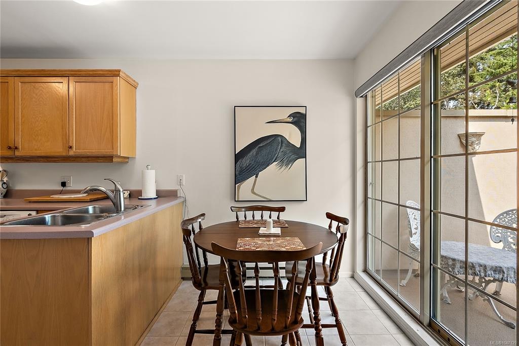 5-909 Admirals Road - 5