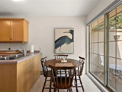 5-909 Admirals Road - 5