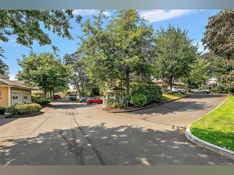 5-909 Admirals Road, Esquimalt, BC, V9A 2P1 - 30