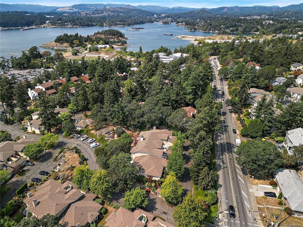 5-909 Admirals Road, Esquimalt, BC, V9A 2P1 - 32