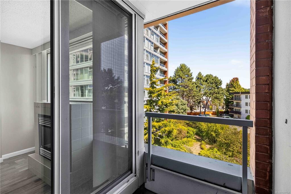 506-325 Maitland Street, Victoria, BC, V9A 7E9 - 23