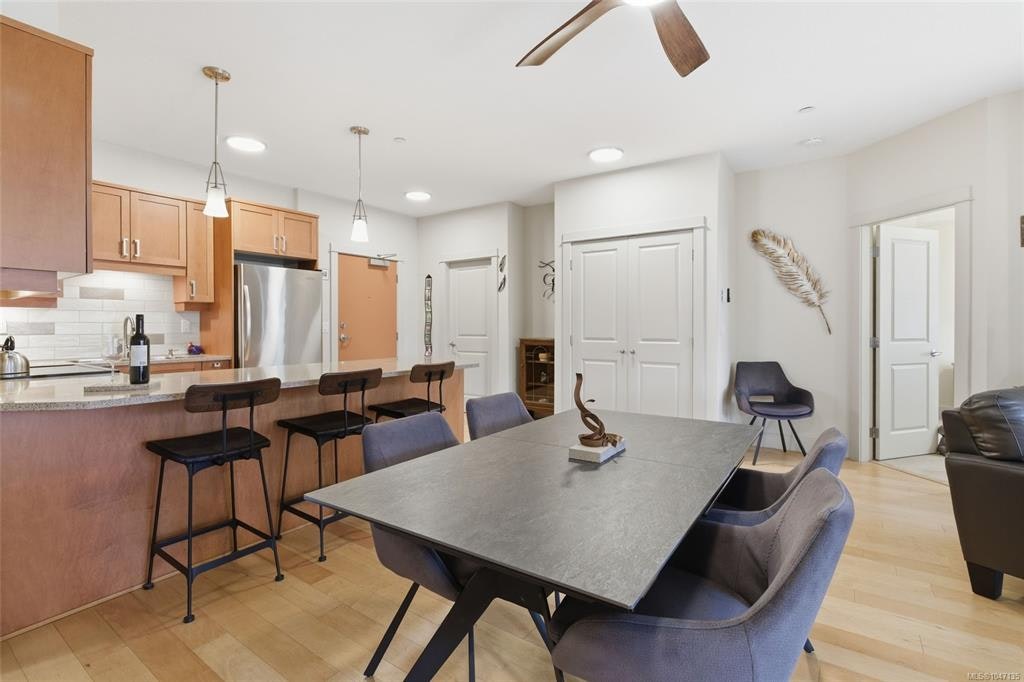 120-6310 Mcrobb Avenue - 3
