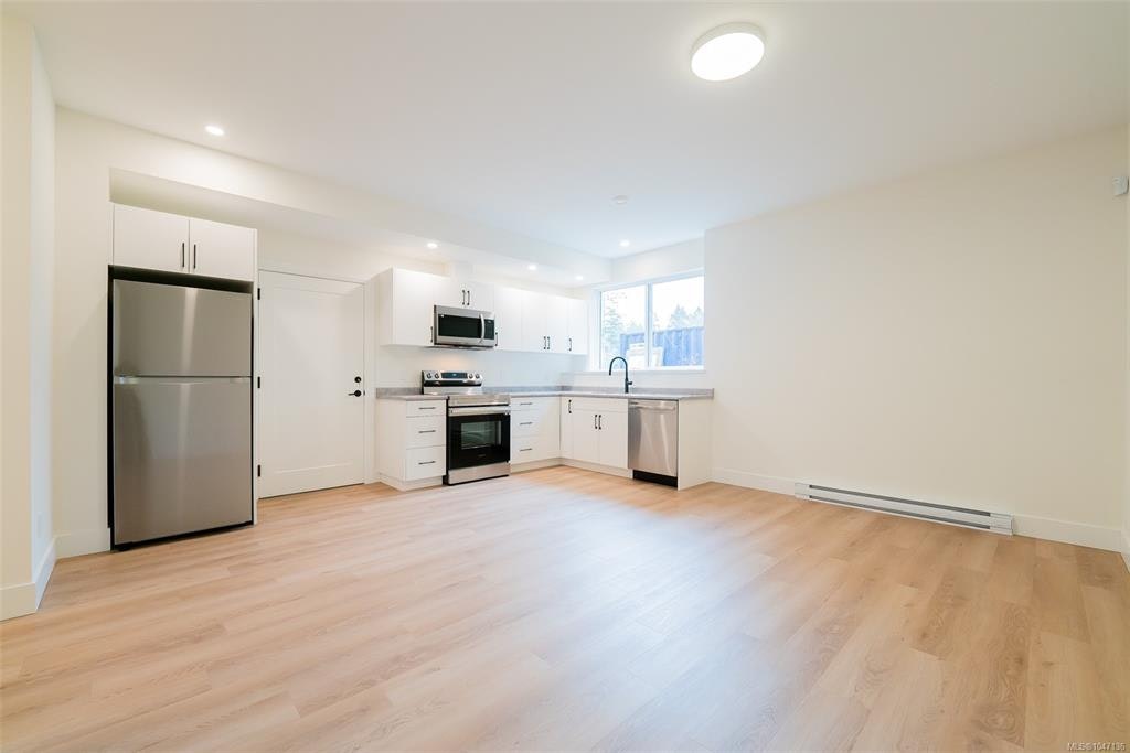 111 Raven Way - 3