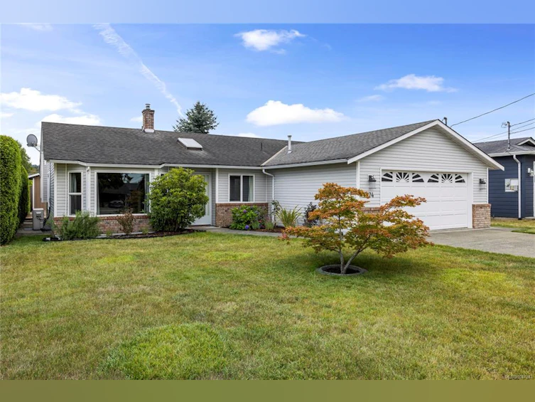 574 Hirst Avenue, Parksville, BC, V9P 1H8 - 11