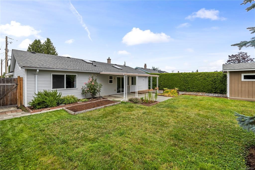 574 Hirst Avenue, Parksville, BC, V9P 1H8 - 40