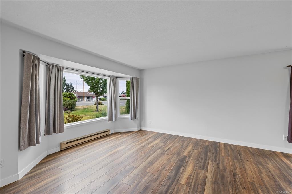 574 Hirst Avenue, Parksville, BC, V9P 1H8 - 15