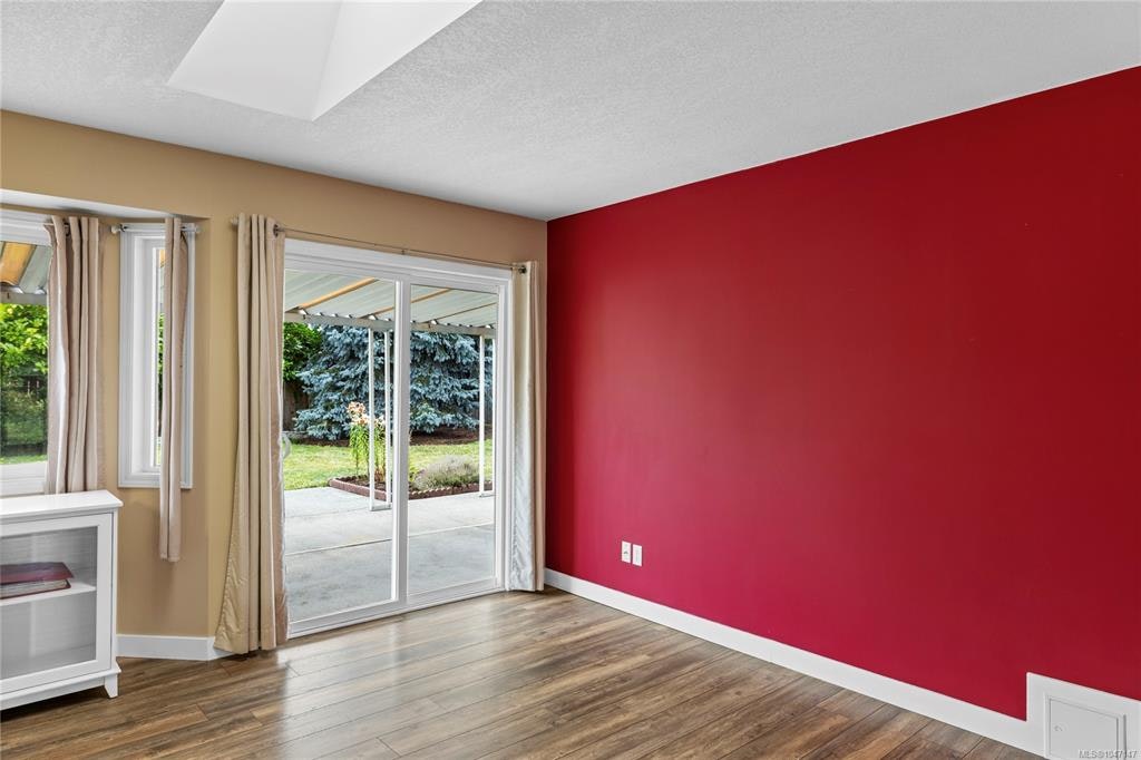 574 Hirst Avenue, Parksville, BC, V9P 1H8 - 26