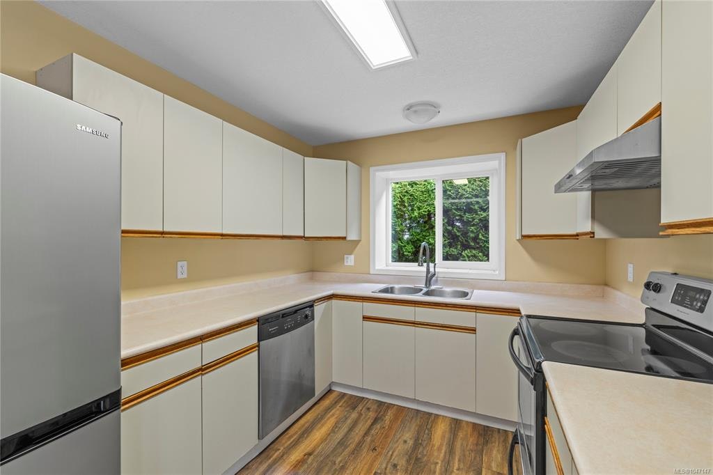 574 Hirst Avenue, Parksville, BC, V9P 1H8 - 22