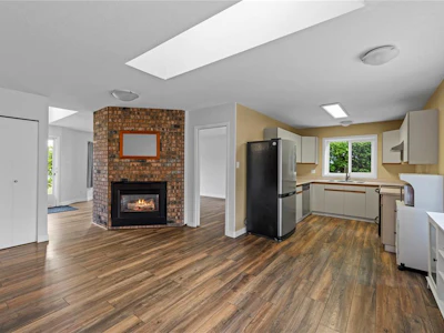 574 Hirst Avenue - 4