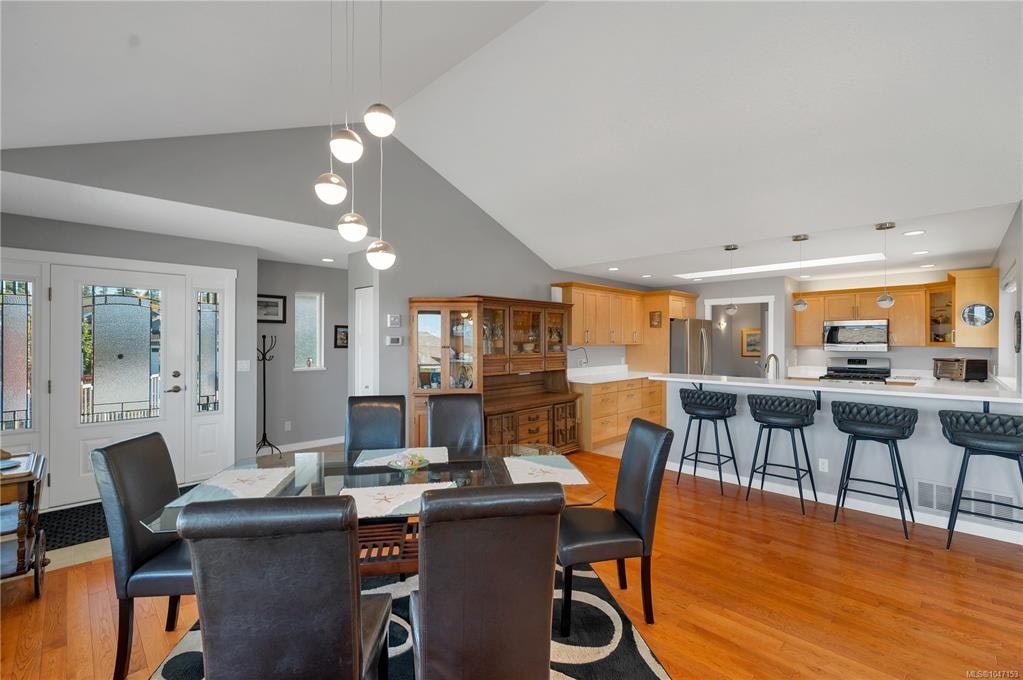 2962 Pacific View Terrace, Campbell River, BC, V9H 1V4 - 13