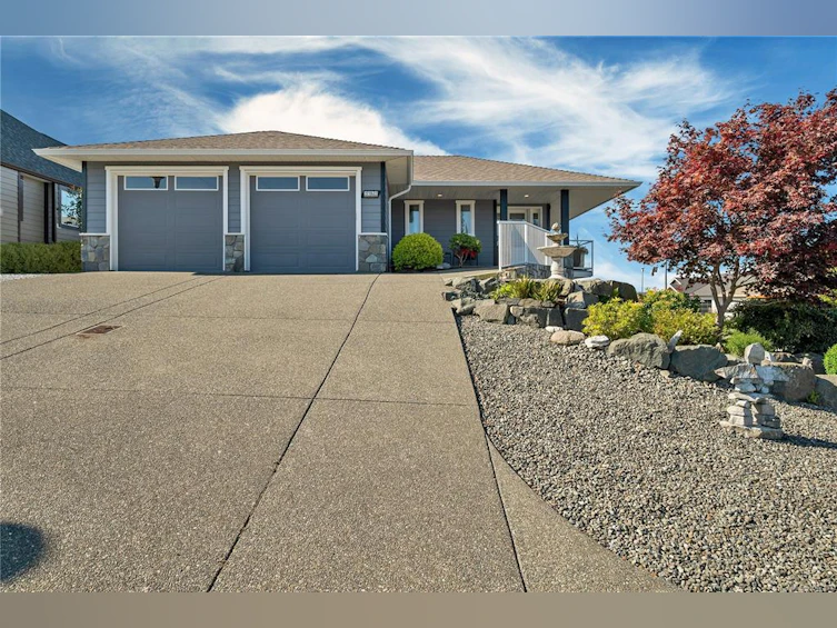 2962 Pacific View Terrace, Campbell River, BC, V9H 1V4 - 2