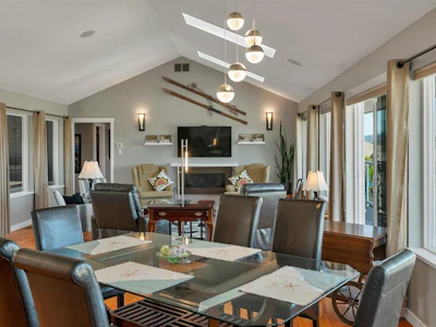 2962 Pacific View Terrace - 4