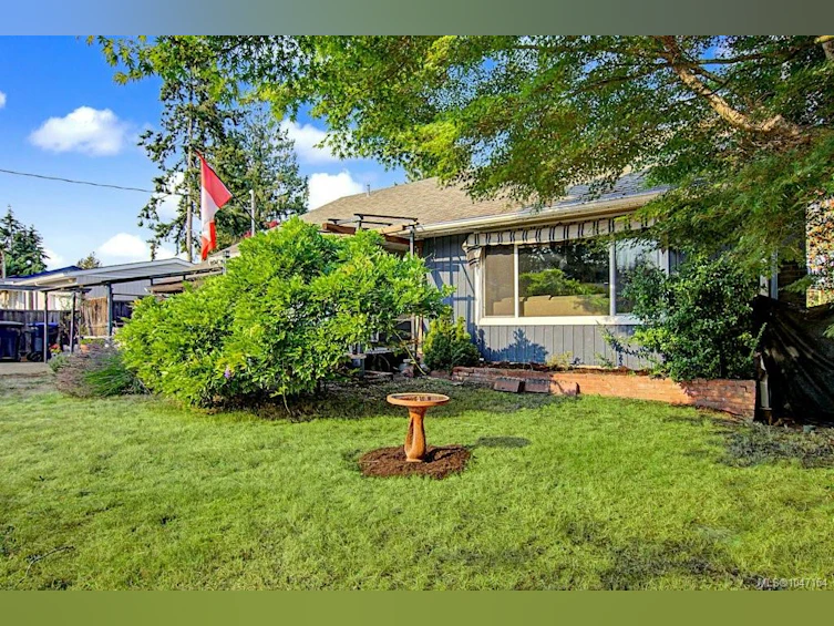 402 Young Street, Parksville, BC, V9P 1C3