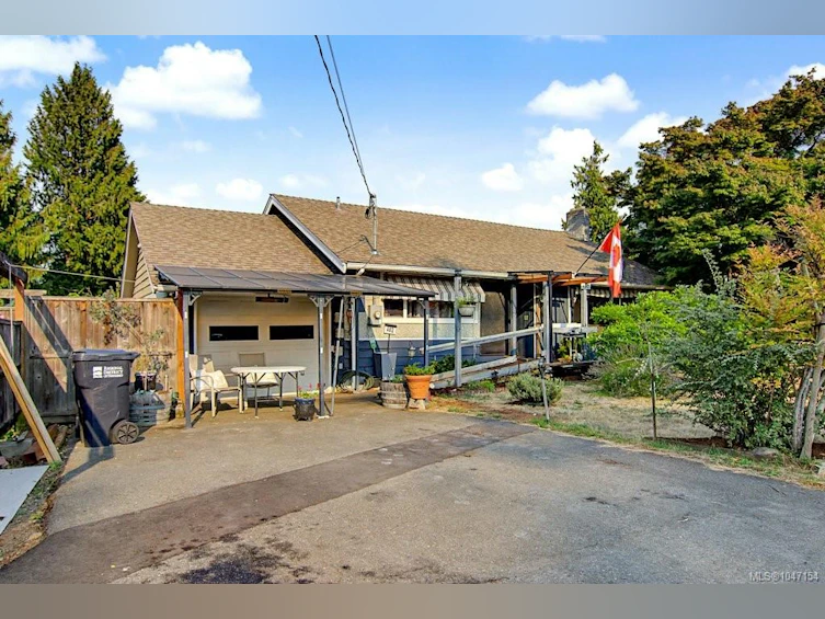 402 Young Street, Parksville, BC, V9P 1C3 - 11