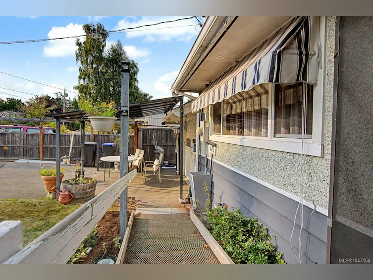 402 Young Street, Parksville, BC, V9P 1C3 - 14