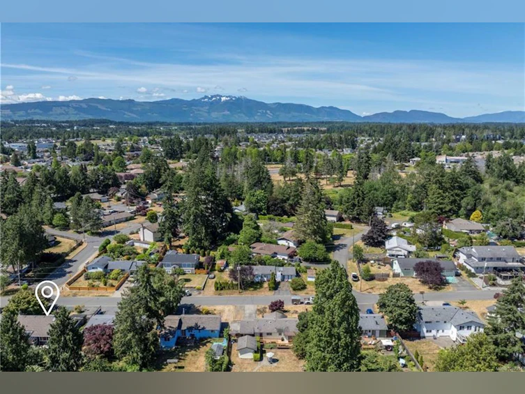 402 Young Street, Parksville, BC, V9P 1C3 - 36