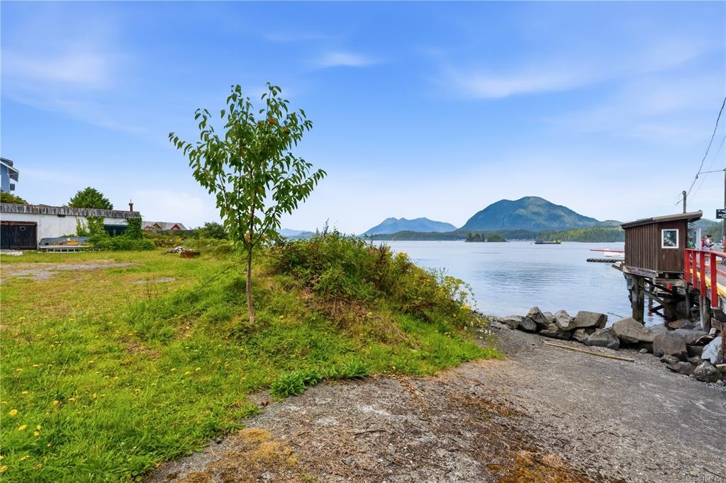 356-360 Main Street, Tofino, BC, V0R 2Z0 - 8