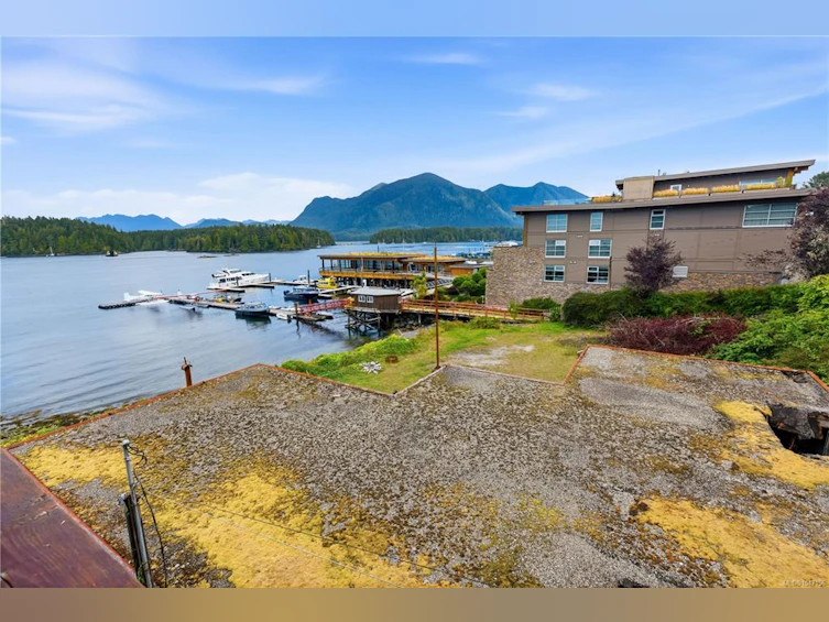 356-360 Main Street, Tofino, BC, V0R 2Z0 - 13