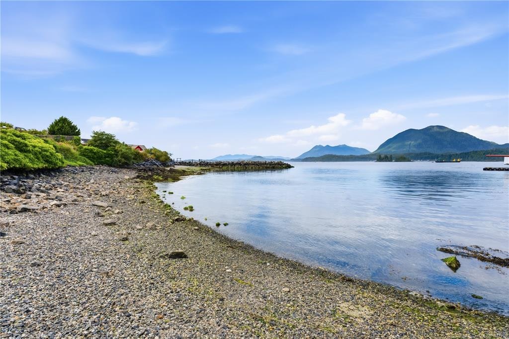 356-360 Main Street, Tofino, BC, V0R 2Z0 - 14