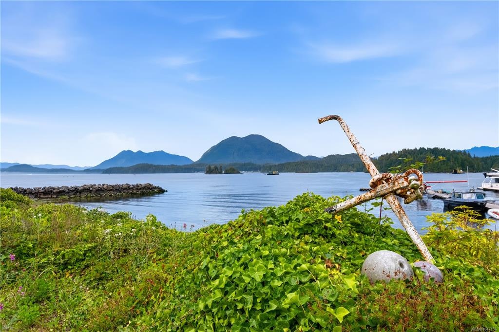 356-360 Main Street, Tofino, BC, V0R 2Z0
