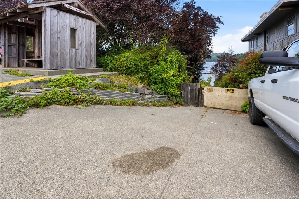 356-360 Main Street, Tofino, BC, V0R 2Z0 - 11