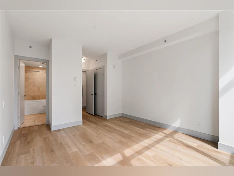 S305-737 Humboldt Street, Victoria, BC, V8W 4A4 - 17