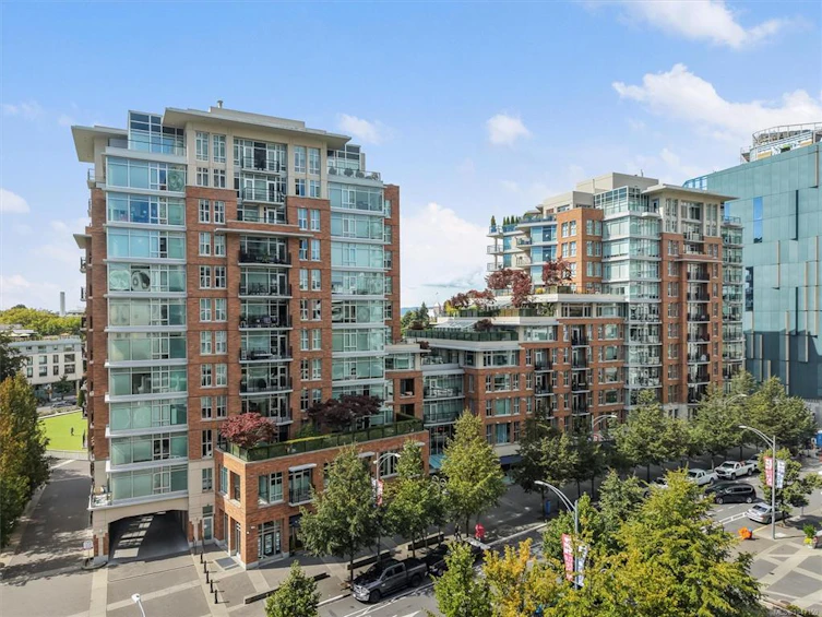 S305-737 Humboldt Street, Victoria, BC, V8W 4A4 - 2