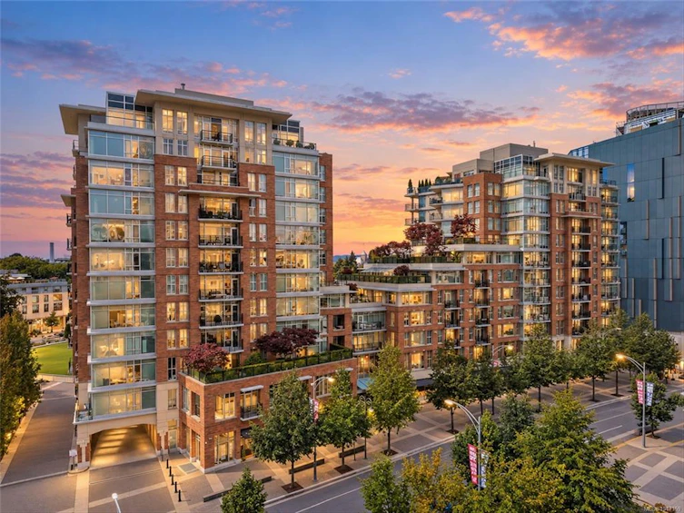 S305-737 Humboldt Street, Victoria, BC, V8W 4A4