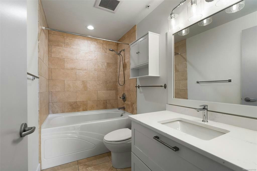 S305-737 Humboldt Street, Victoria, BC, V8W 4A4 - 18