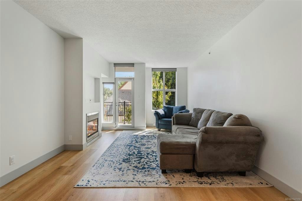 S305-737 Humboldt Street, Victoria, BC, V8W 4A4 - 11