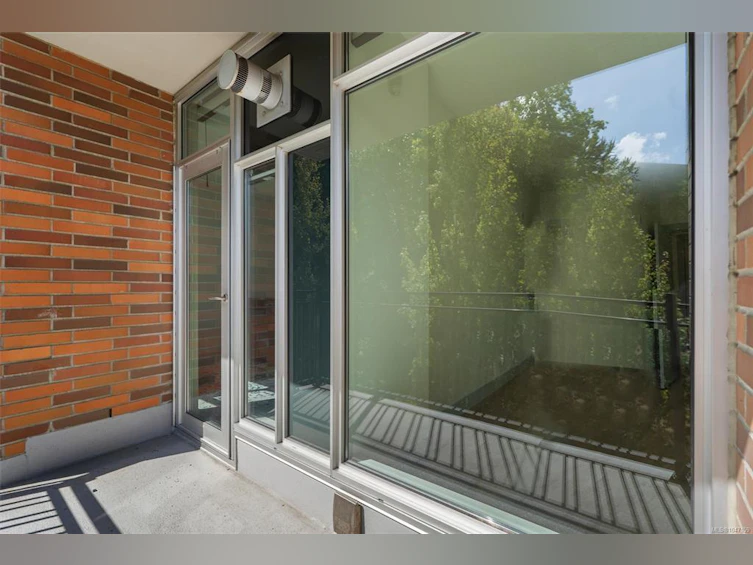 S305-737 Humboldt Street, Victoria, BC, V8W 4A4 - 14