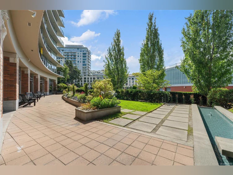 S305-737 Humboldt Street, Victoria, BC, V8W 4A4 - 29