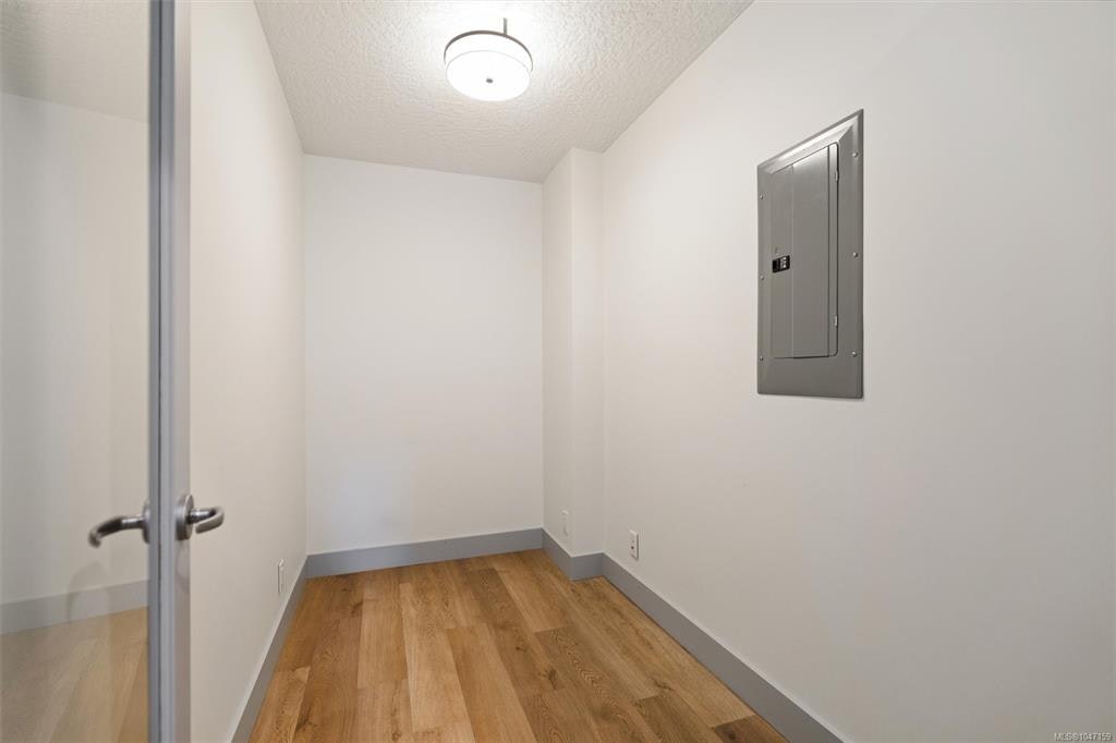 S305-737 Humboldt Street, Victoria, BC, V8W 4A4 - 20
