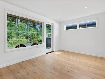 6-590 Marine Drive - 4