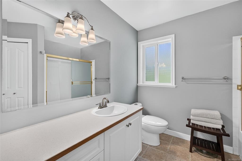 16 Edwards Estates Road, View Royal, BC, V9B 5X2 - 13