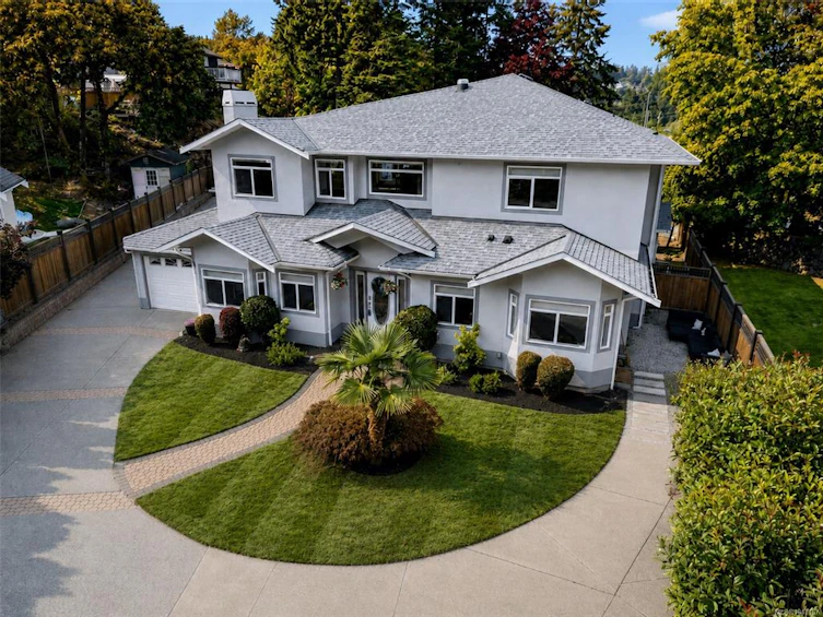 16 Edwards Estates Road, View Royal, BC, V9B 5X2 - 2