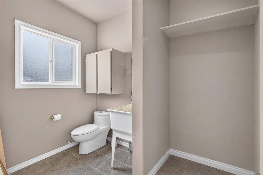 16 Edwards Estates Road, View Royal, BC, V9B 5X2 - 55