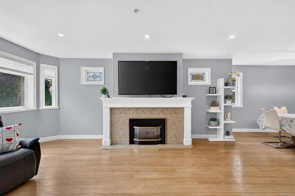 16 Edwards Estates Road, View Royal, BC, V9B 5X2 - 26