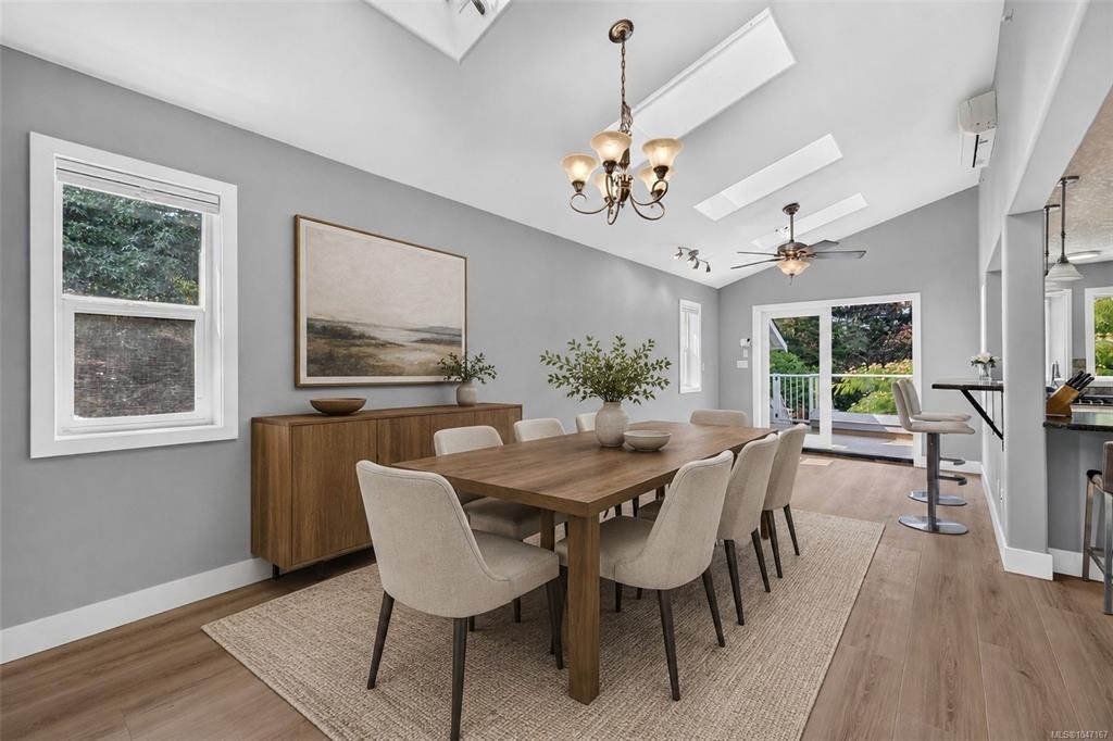 16 Edwards Estates Road, View Royal, BC, V9B 5X2 - 7