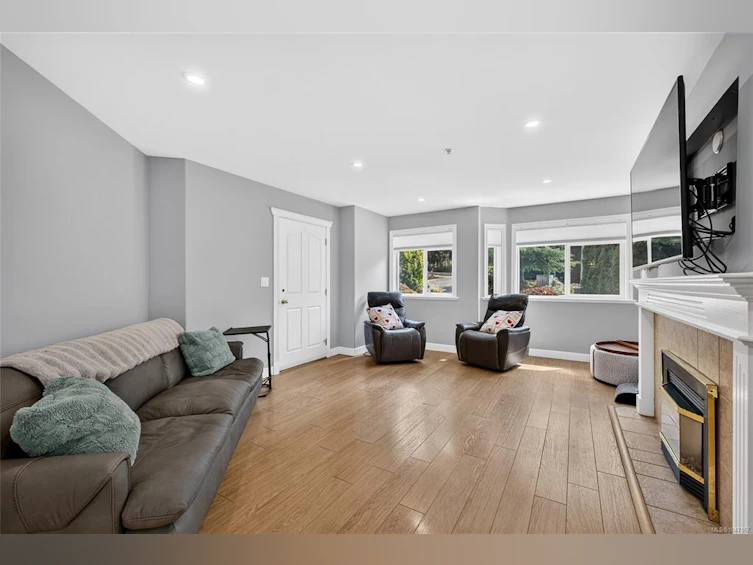 16 Edwards Estates Road, View Royal, BC, V9B 5X2 - 27