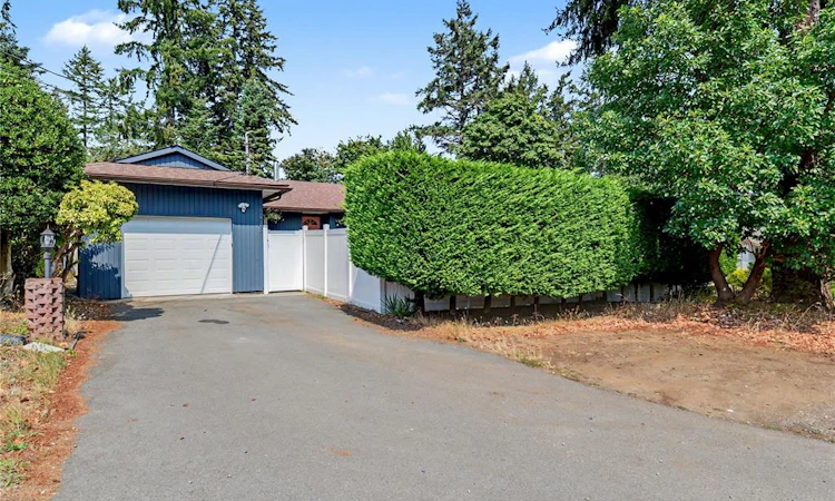 3730 Departure Bay Road