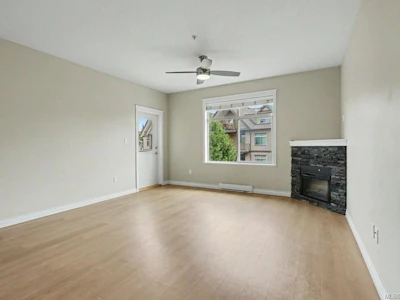 307-2117 Meredith Road - 3