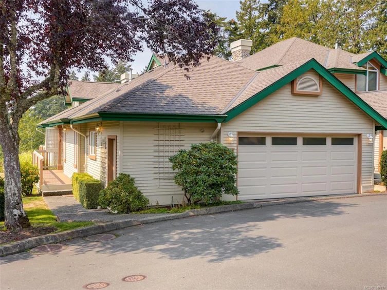 77-530 Marsett Place, Saanich, BC, V8Z 7J2