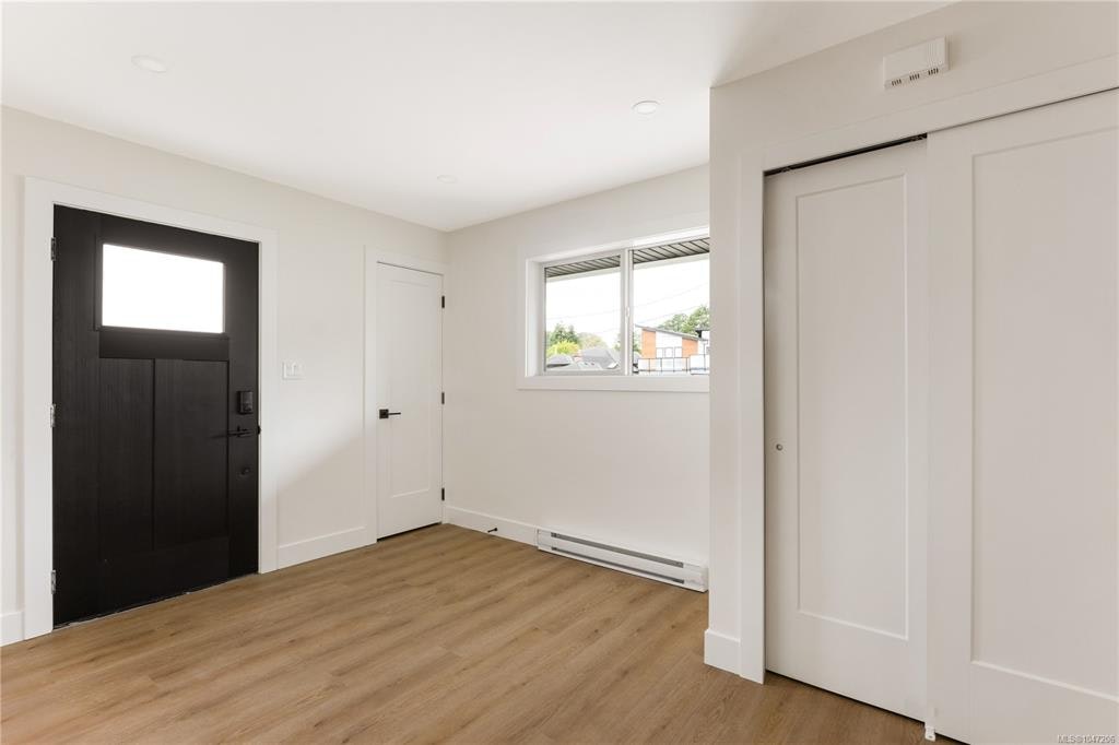 1-913 Dale Street, Saanich, BC, V8X 2V9 - 22