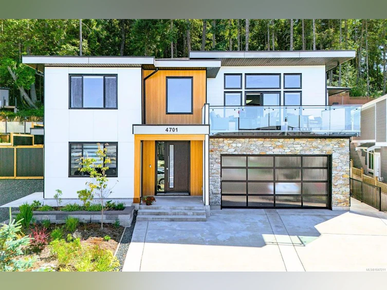 4701 Ambience Drive, Nanaimo, BC, V9T 0L3