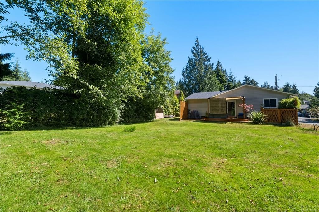 1704 Holly Crescent, Ucluelet, BC, V0R 3A0 - 30