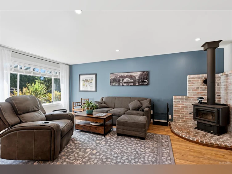 1704 Holly Crescent, Ucluelet, BC, V0R 3A0 - 4